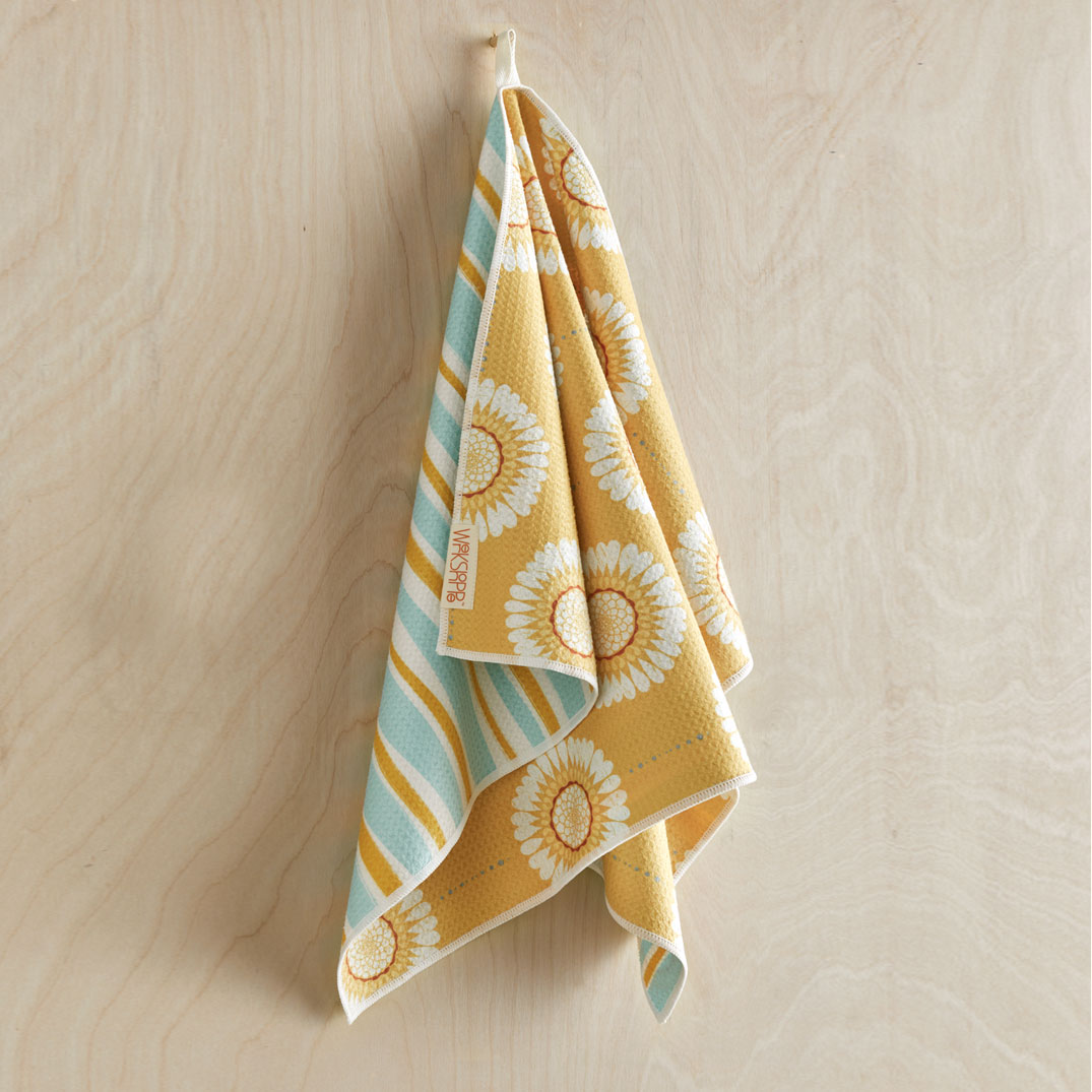 Art by Amy Suther, sunflower chains, floral pattern, reversible microfiber towels, artistic kitchen towels, kitchen towels