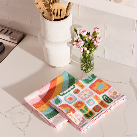 Daisies & Rainbows Microfiber Towel