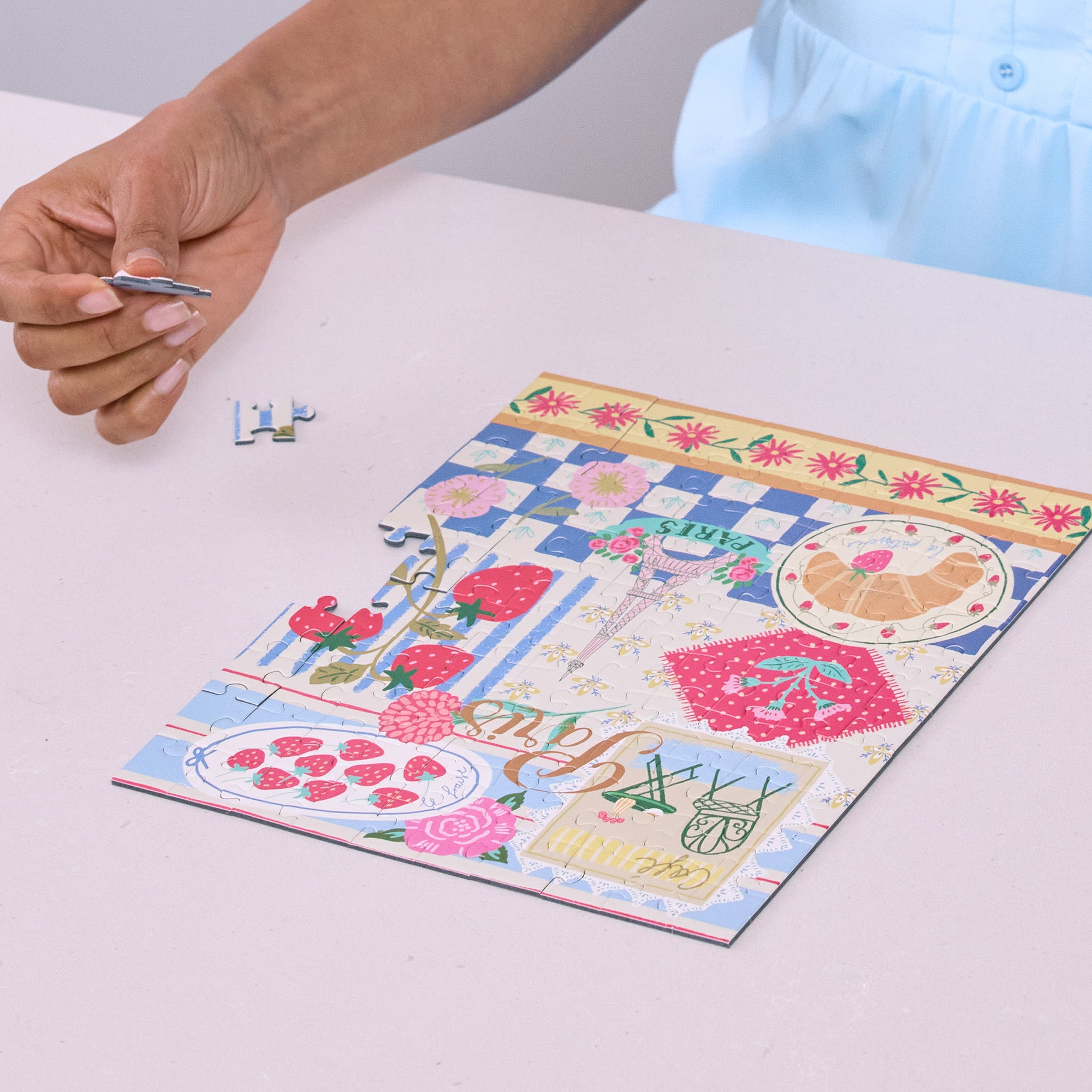 Paris Cafe 100 Piece Puzzle Snax